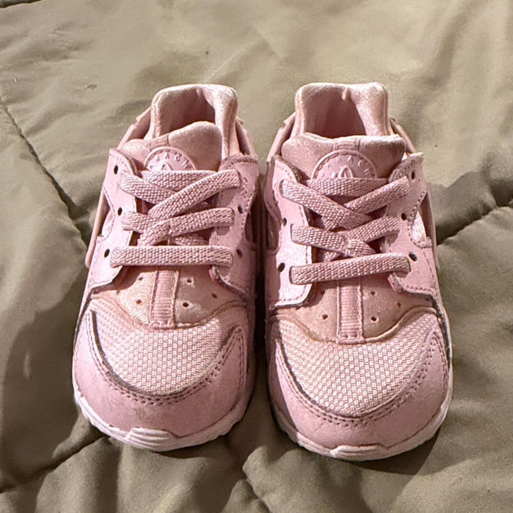Nike Huaraches 6C